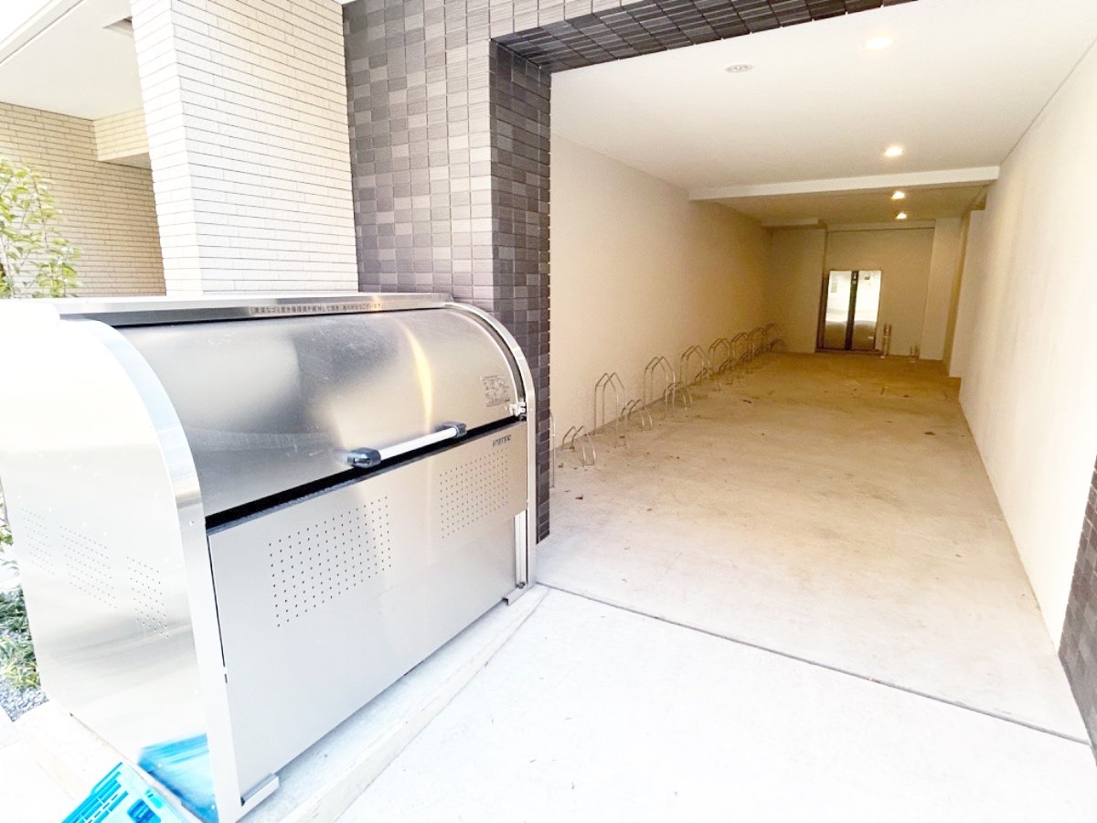 部屋探しは株式会社 タウンハウジング までお気軽にお問合せ下さい。
クレジットカード決済・首都圏を中心直営143店舗 仲介件数全国2位の豊富な実績!諸費用・審査等・何でもご相談下さい。