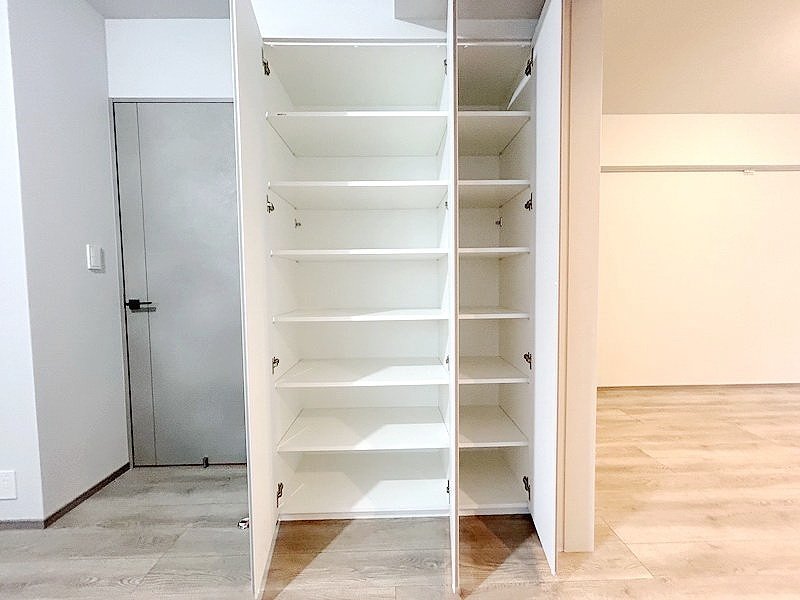 お部屋探しは株式会社 タウンハウジング までお気軽にお問合せ下さい。
クレジットカード決済・首都圏を中心直営143店舗 仲介件数全国2位の豊富な実績!諸費用・審査等・何でもご相談下さい。