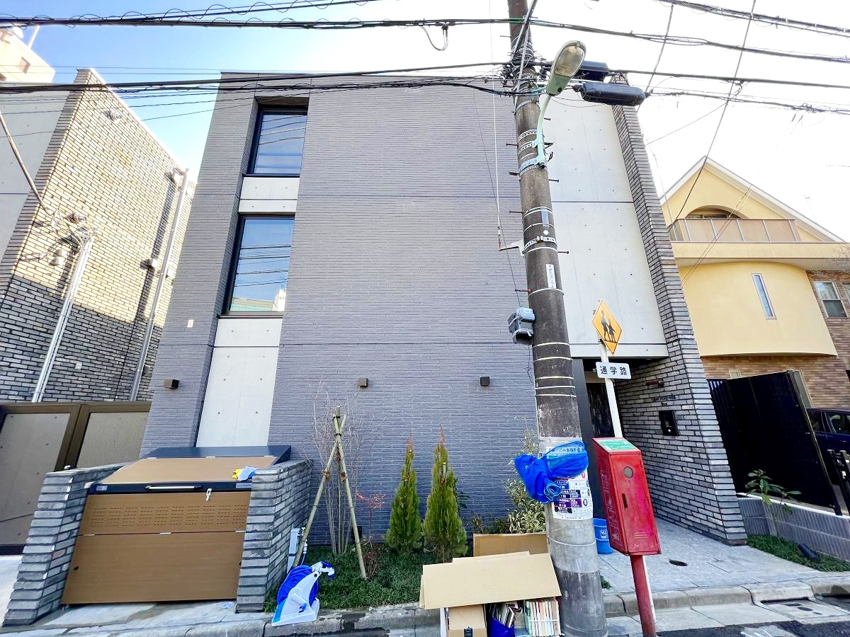 お部屋探しは株式会社 タウンハウジング までお気軽にお問合せ下さい。
クレジットカード決済・首都圏を中心直営143店舗 仲介件数全国2位の豊富な実績!諸費用・審査等・何でもご相談下さい。