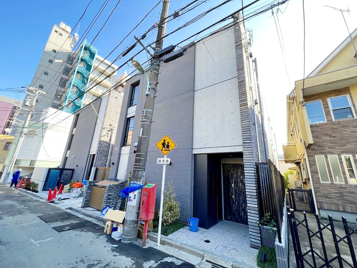 お部屋探しは株式会社 タウンハウジング までお気軽にお問合せ下さい。
クレジットカード決済・首都圏を中心直営143店舗 仲介件数全国2位の豊富な実績!諸費用・審査等・何でもご相談下さい。