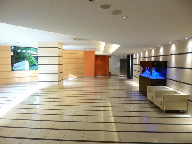 部屋探しは株式会社 タウンハウジング までお気軽にお問合せ下さい。
クレジットカード決済・首都圏を中心直営143店舗 仲介件数全国2位の豊富な実績!諸費用・審査等・何でもご相談下さい。