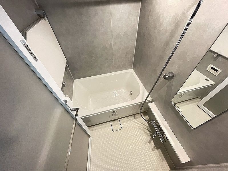 タウンハウジングレジデンス事業部 恵比寿店・赤坂店までお問合せ下さい。