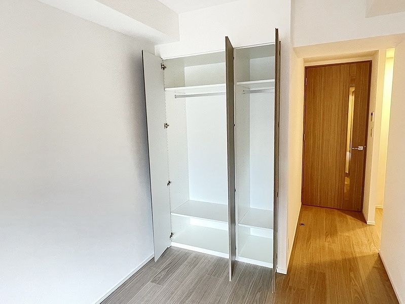 タウンハウジングレジデンス事業部 恵比寿店・赤坂店までお問合せ下さい。