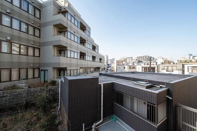 お部屋探しは株式会社 タウンハウジング までお気軽にお問合せ下さい。
クレジットカード決済・首都圏を中心直営143店舗 仲介件数全国2位の豊富な実績!諸費用・審査等・何でもご相談下さい。