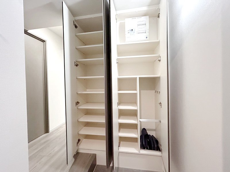 お部屋探しは株式会社 タウンハウジング までお気軽にお問合せ下さい。
クレジットカード決済・首都圏を中心直営143店舗 仲介件数全国2位の豊富な実績!諸費用・審査等・何でもご相談下さい。