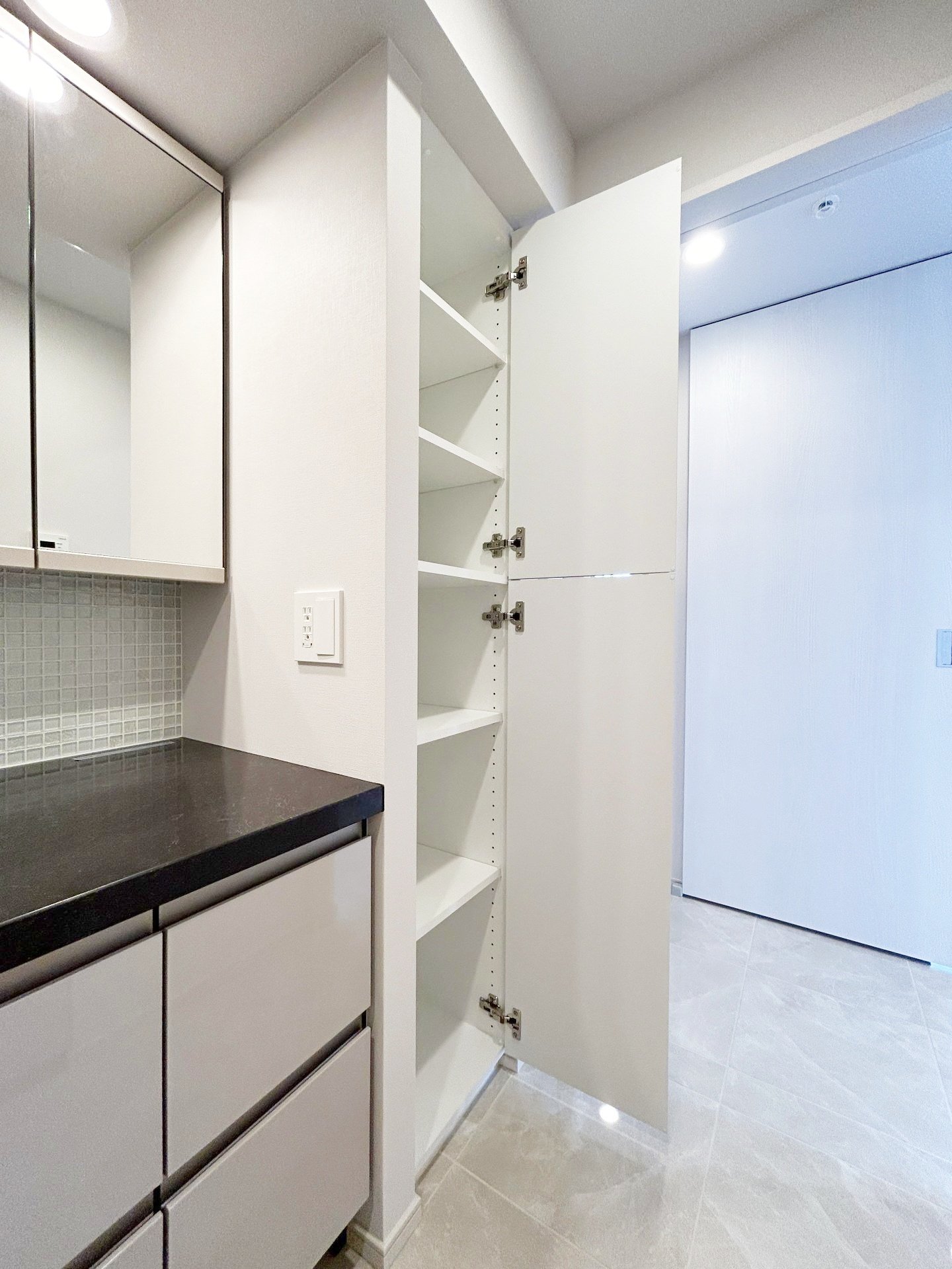 お部屋探しは株式会社 タウンハウジング までお気軽にお問合せ下さい。
クレジットカード決済・首都圏を中心直営143店舗 仲介件数全国2位の豊富な実績!諸費用・審査等・何でもご相談下さい。