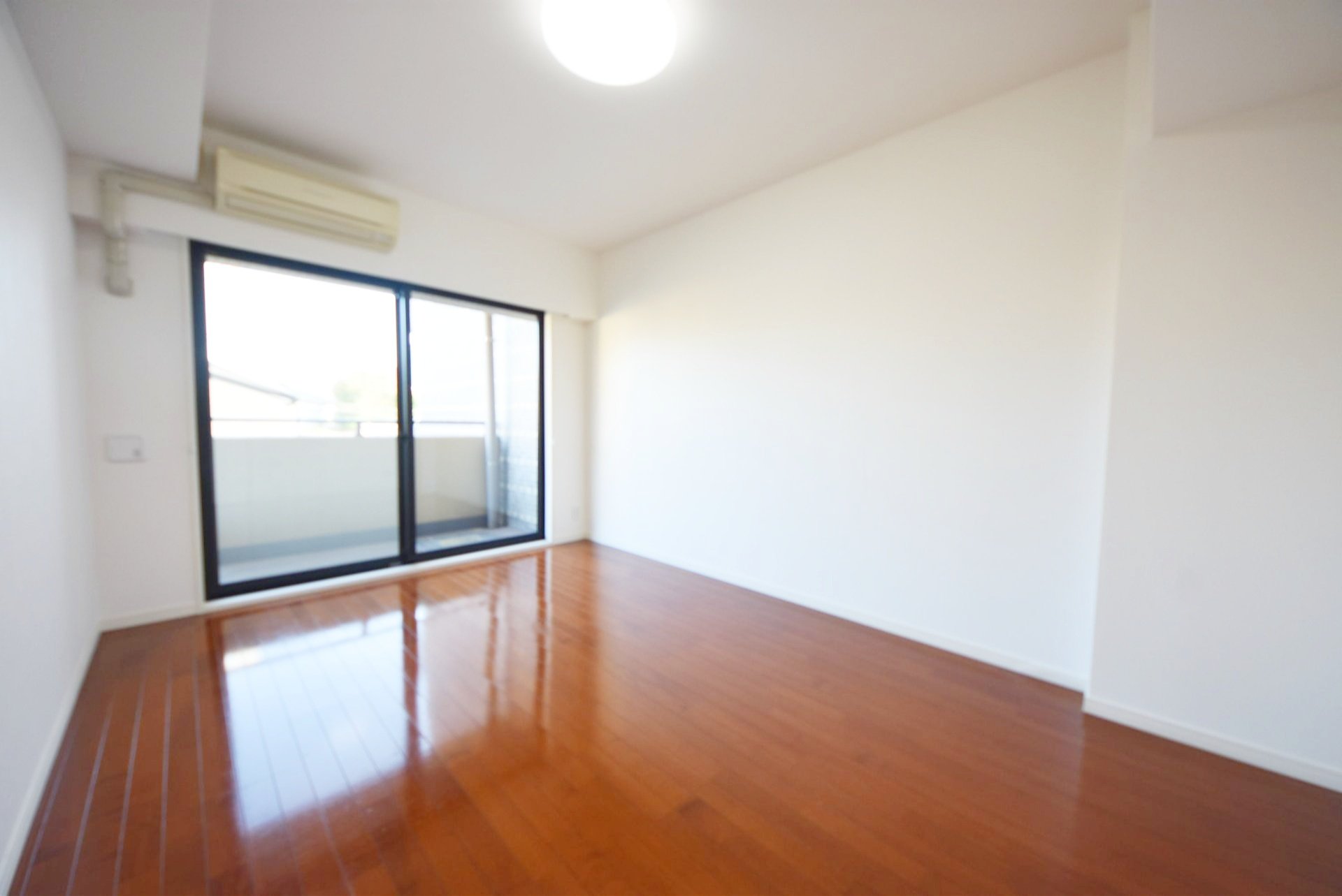 お問合せは(株)タウンハウジングレジデンス事業部【03-5563-9055】までお気軽にお問合せ下さい。