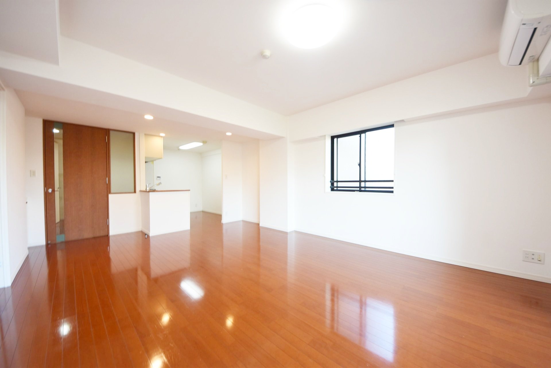 お問合せは(株)タウンハウジングレジデンス事業部【03-5563-9055】までお気軽にお問合せ下さい。