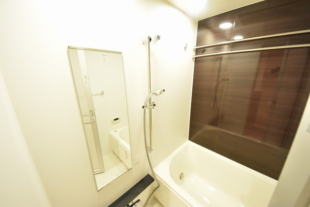 お部屋探しは株式会社 タウンハウジング までお気軽にお問合せ下さい。
クレジットカード決済・首都圏を中心直営143店舗 仲介件数全国2位の豊富な実績!諸費用・審査等・何でもご相談下さい。