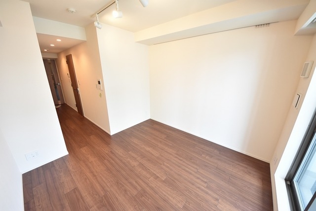 お部屋探しは株式会社 タウンハウジング までお気軽にお問合せ下さい。
クレジットカード決済・首都圏を中心直営143店舗 仲介件数全国2位の豊富な実績!諸費用・審査等・何でもご相談下さい。