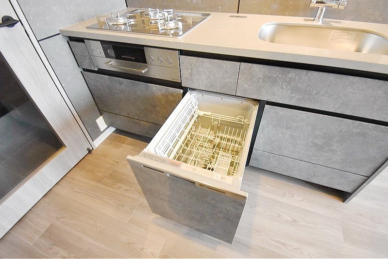 お問合せは(株)タウンハウジングレジデンス事業部【03-5563-9055】までお気軽にお問合せ下さい。