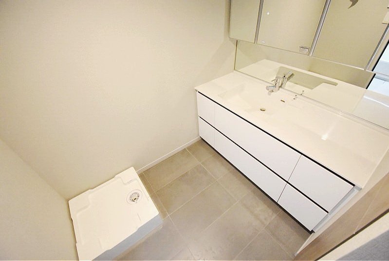 お部屋探しは株式会社 タウンハウジング までお気軽にお問合せ下さい。
クレジットカード決済・首都圏を中心直営143店舗 仲介件数全国2位の豊富な実績!諸費用・審査等・何でもご相談下さい。