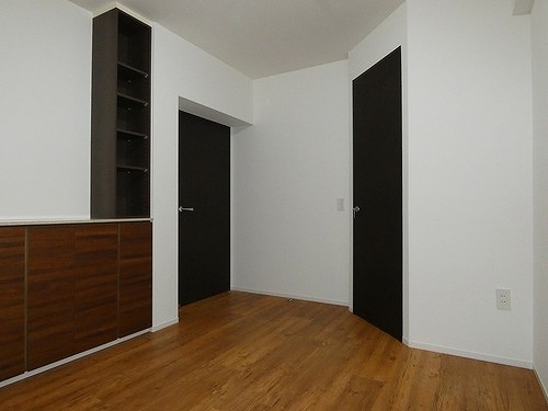 お部屋探しは株式会社 タウンハウジング までお気軽にお問合せ下さい。
クレジットカード決済・首都圏を中心直営143店舗 仲介件数全国2位の豊富な実績!諸費用・審査等・何でもご相談下さい。