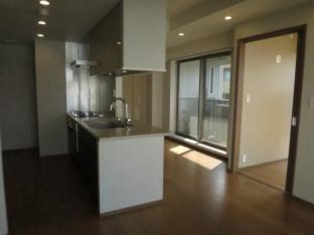 お問合せは(株)タウンハウジングレジデンス事業部【03-5563-9055】までお気軽にお問合せ下さい。