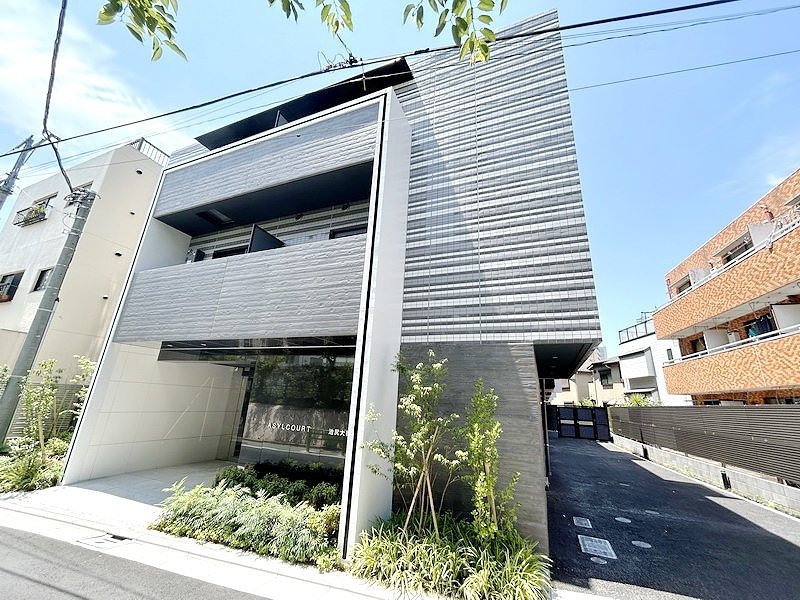 お部屋探しは株式会社 タウンハウジング までお気軽にお問合せ下さい。
クレジットカード決済・首都圏を中心直営143店舗 仲介件数全国2位の豊富な実績!諸費用・審査等・何でもご相談下さい。