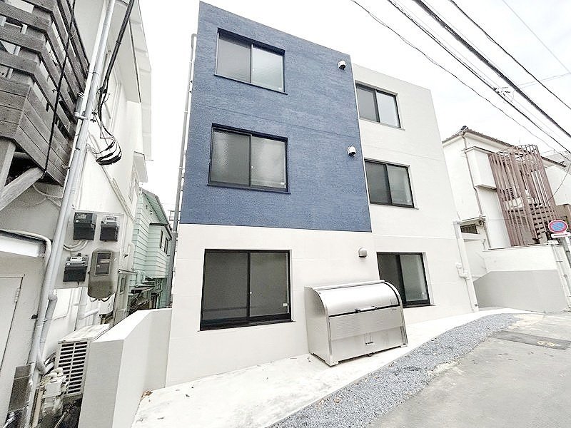 お部屋探しは株式会社 タウンハウジング までお気軽にお問合せ下さい。
クレジットカード決済・首都圏を中心直営143店舗 仲介件数全国2位の豊富な実績!諸費用・審査等・何でもご相談下さい。