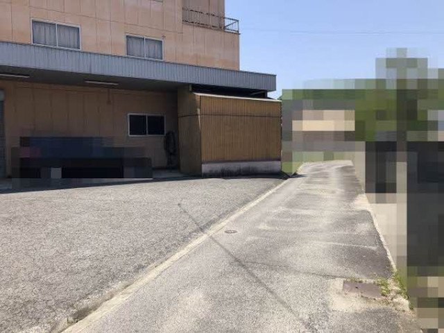 前面道路含む外観