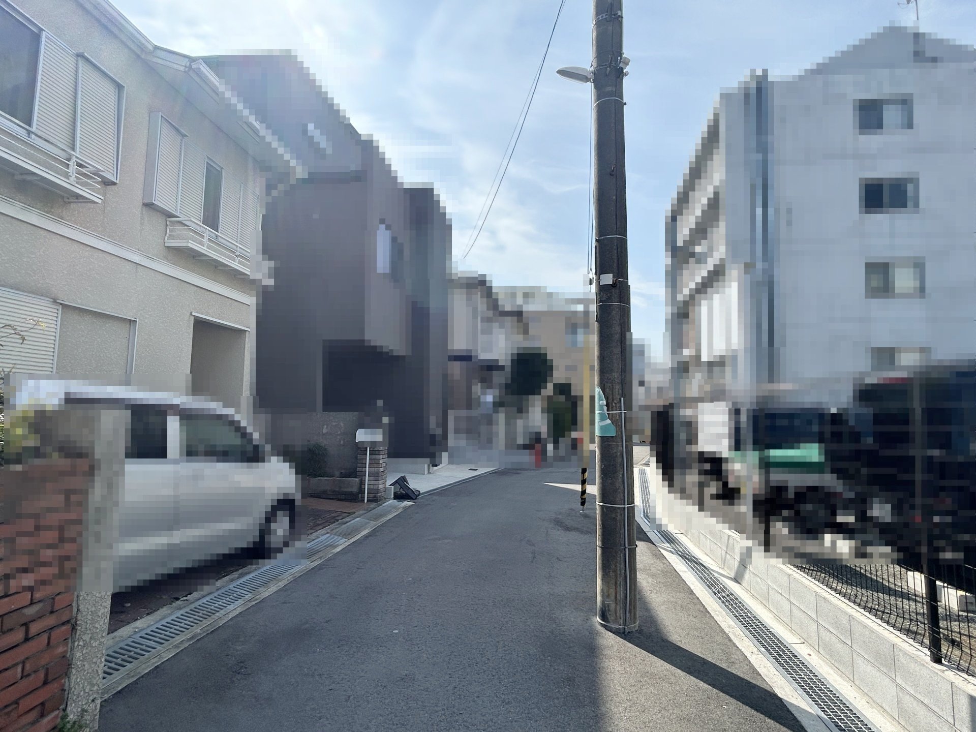 前面道路含む外観