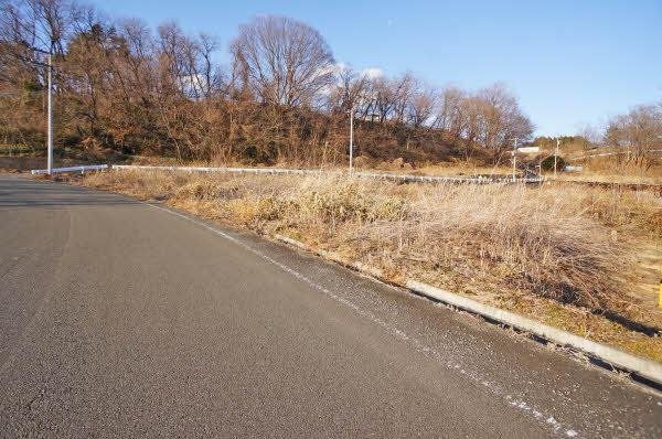 前面道路含む外観