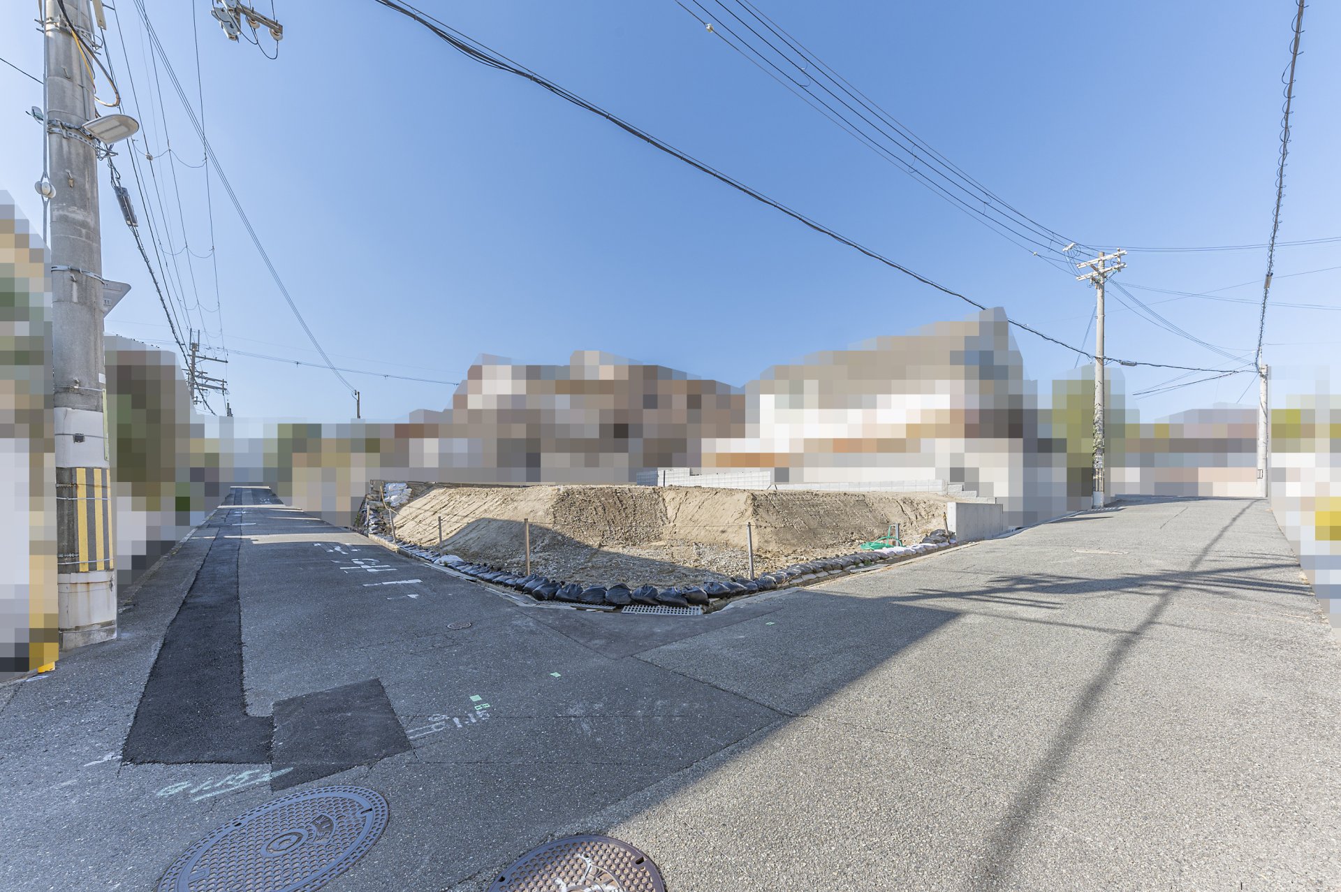 前面道路含む外観