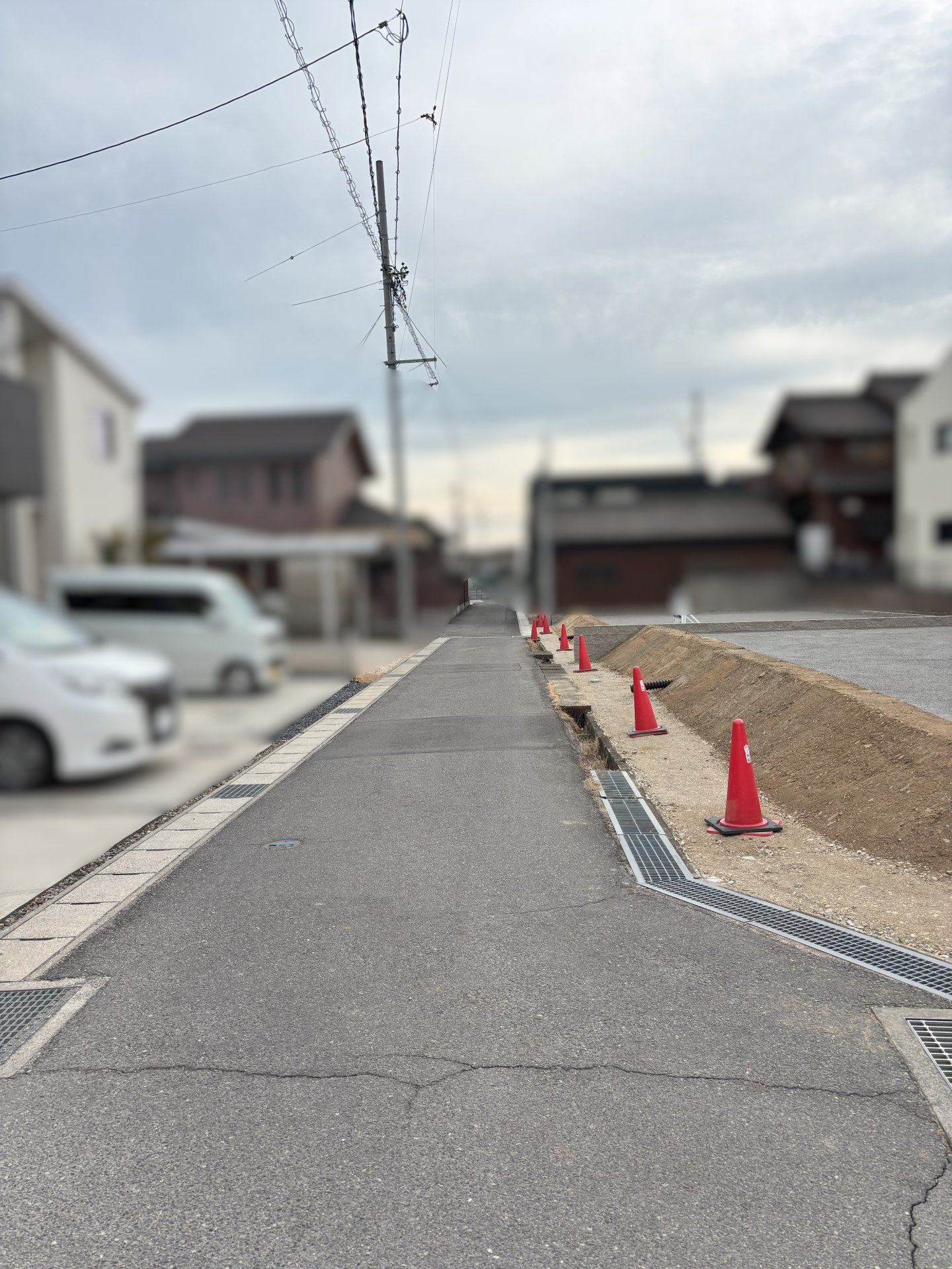 前面道路含む外観