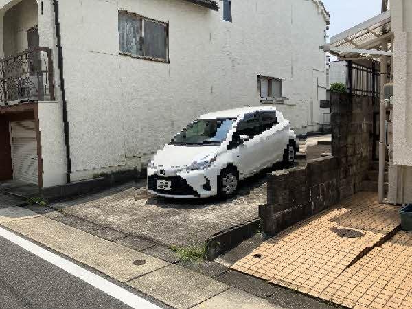 前面道路含む外観