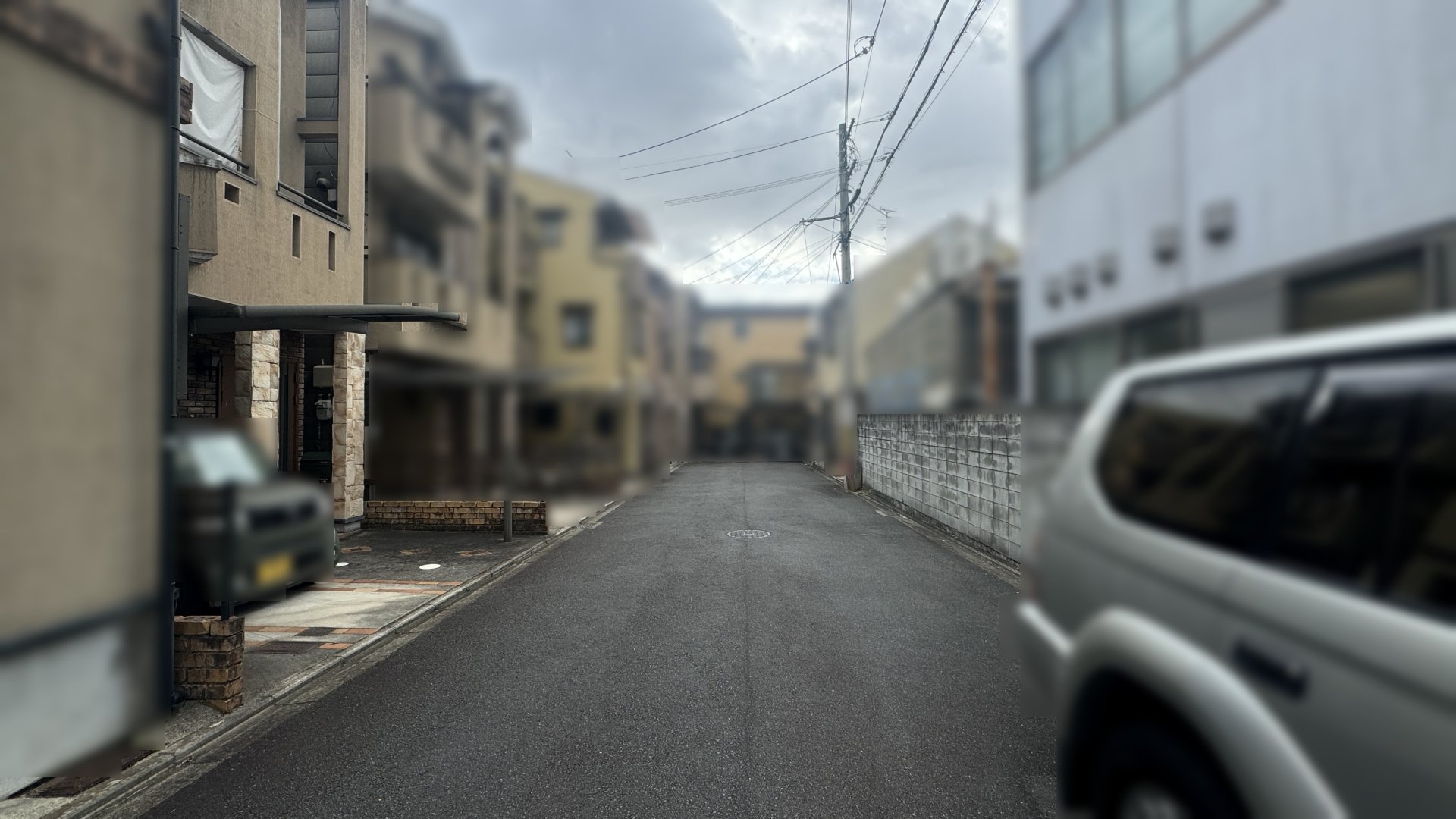 前面道路含む外観