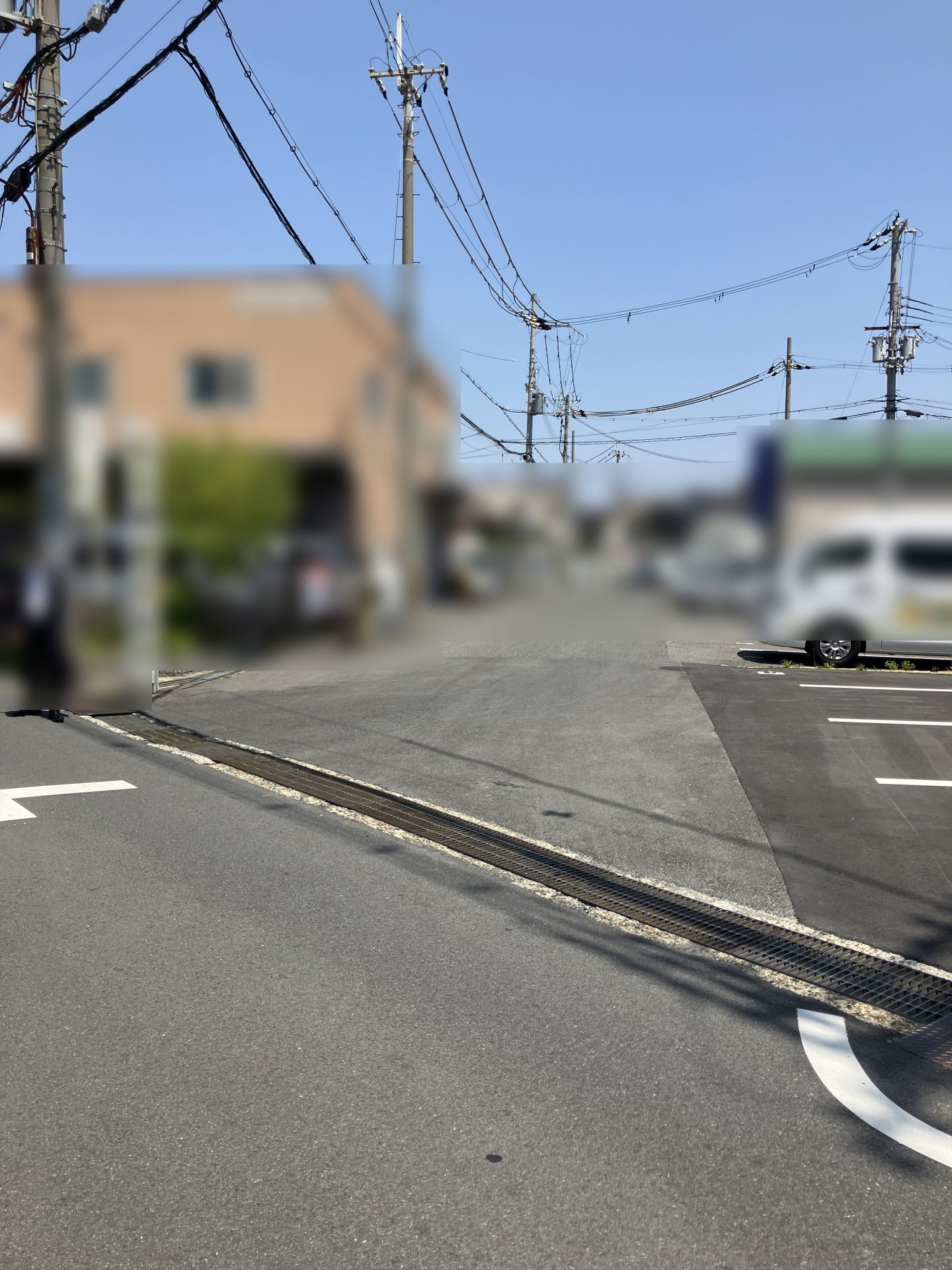 前面道路含む外観