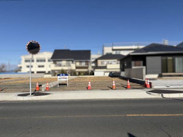 前面道路含む外観