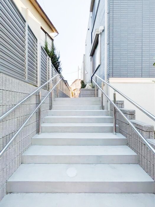 部屋探しは株式会社 タウンハウジング までお気軽にお問合せ下さい。
クレジットカード決済・首都圏を中心直営143店舗 仲介件数全国2位の豊富な実績!諸費用・審査等・何でもご相談下さい。