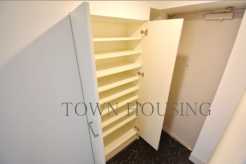 お部屋探しは株式会社 タウンハウジング までお気軽にお問合せ下さい。
クレジットカード決済・首都圏を中心直営143店舗 仲介件数全国2位の豊富な実績!諸費用・審査等・何でもご相談下さい。