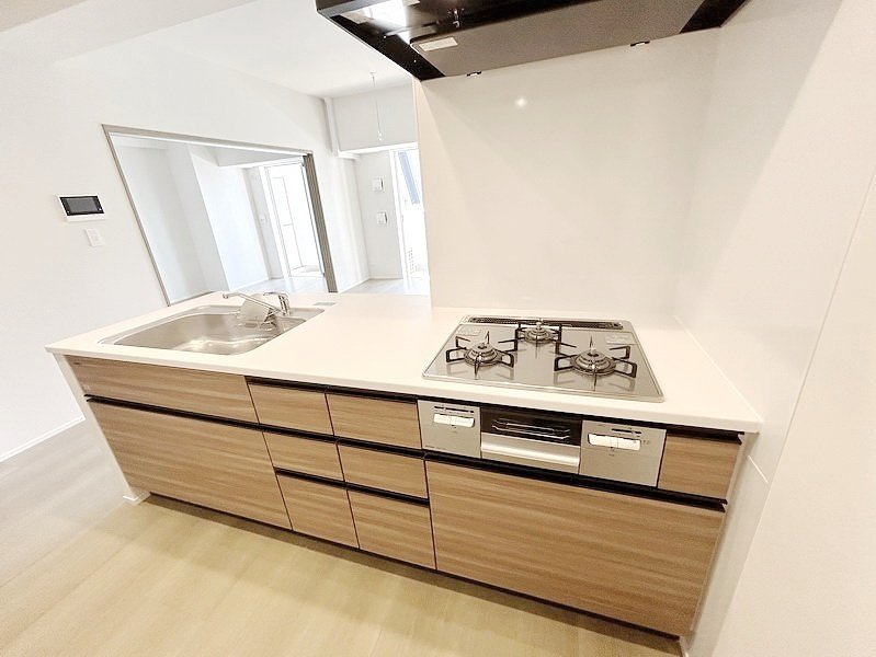 お部屋探しは株式会社 タウンハウジング までお気軽にお問合せ下さい。
クレジットカード決済・首都圏を中心直営143店舗 仲介件数全国2位の豊富な実績!諸費用・審査等・何でもご相談下さい。