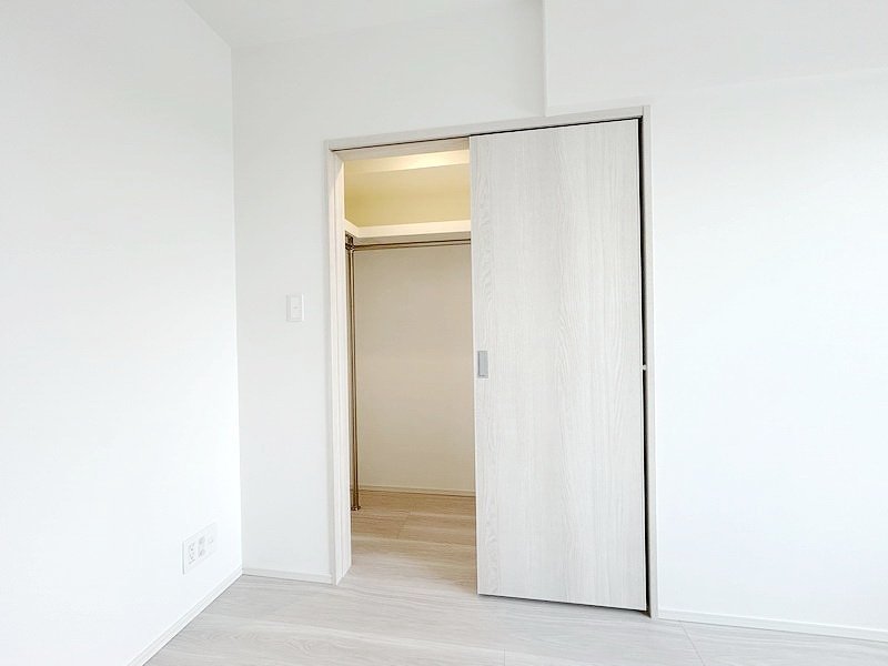 部屋探しは株式会社 タウンハウジング までお気軽にお問合せ下さい。
クレジットカード決済・首都圏を中心直営143店舗 仲介件数全国2位の豊富な実績!諸費用・審査等・何でもご相談下さい。