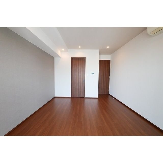 お部屋探しは株式会社 タウンハウジング までお気軽にお問合せ下さい。
クレジットカード決済・首都圏を中心直営143店舗 仲介件数全国2位の豊富な実績!諸費用・審査等・何でもご相談下さい。