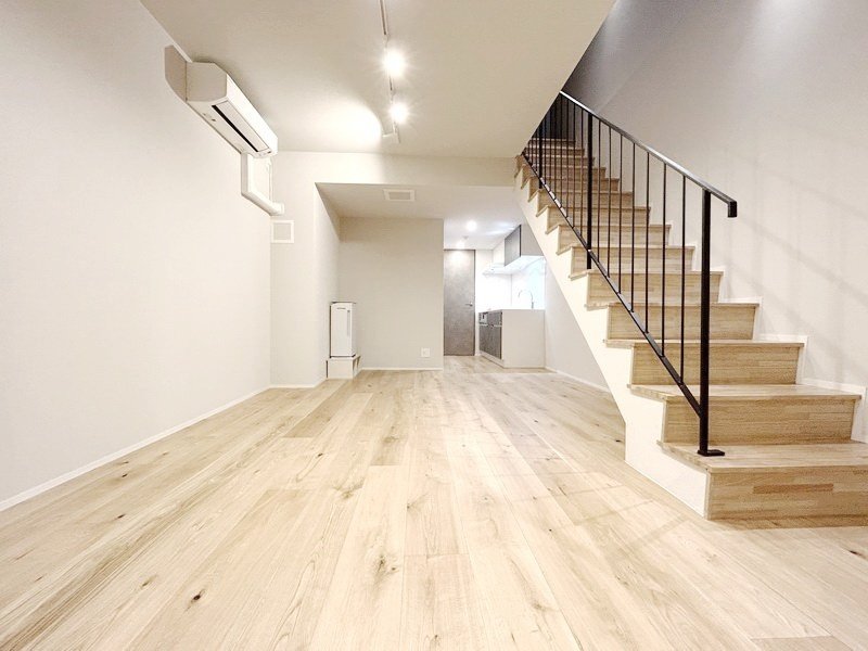 お部屋探しは株式会社 タウンハウジング までお気軽にお問合せ下さい。
クレジットカード決済・首都圏を中心直営143店舗 仲介件数全国2位の豊富な実績!諸費用・審査等・何でもご相談下さい。