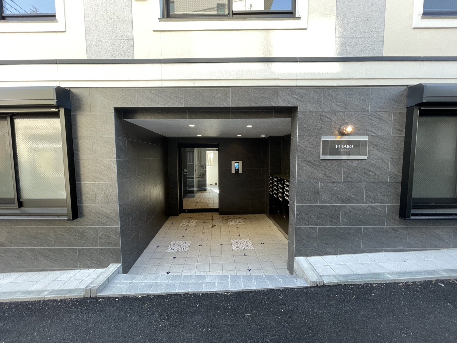 部屋探しは株式会社 タウンハウジング までお気軽にお問合せ下さい。
クレジットカード決済・首都圏を中心直営143店舗 仲介件数全国2位の豊富な実績!諸費用・審査等・何でもご相談下さい。