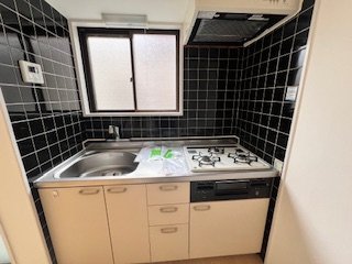 お部屋探しは株式会社 タウンハウジング までお気軽にお問合せ下さい。
クレジットカード決済・首都圏を中心直営143店舗 仲介件数全国2位の豊富な実績!諸費用・審査等・何でもご相談下さい。