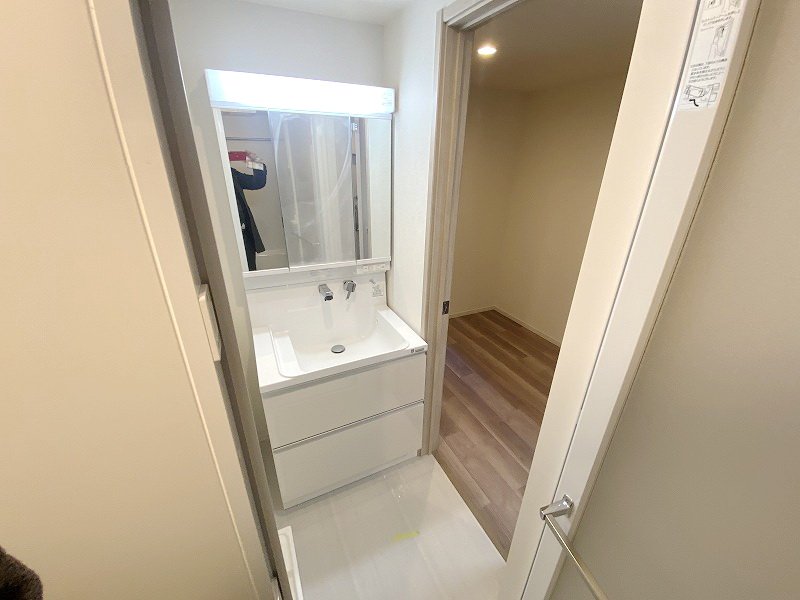 お部屋探しは株式会社 タウンハウジング までお気軽にお問合せ下さい。
クレジットカード決済・首都圏を中心直営143店舗 仲介件数全国2位の豊富な実績!諸費用・審査等・何でもご相談下さい。