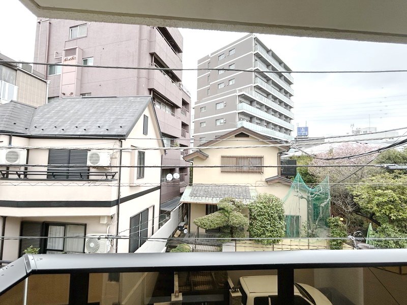 部屋探しは株式会社 タウンハウジング までお気軽にお問合せ下さい。
クレジットカード決済・首都圏を中心直営143店舗 仲介件数全国2位の豊富な実績!諸費用・審査等・何でもご相談下さい。