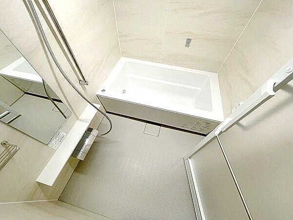 お部屋探しは株式会社 タウンハウジング までお気軽にお問合せ下さい。
クレジットカード決済・首都圏を中心直営143店舗 仲介件数全国2位の豊富な実績!諸費用・審査等・何でもご相談下さい。