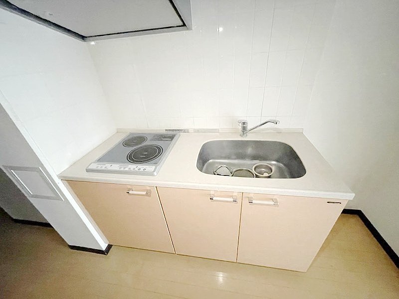 お部屋探しは株式会社 タウンハウジング までお気軽にお問合せ下さい。
クレジットカード決済・首都圏を中心直営143店舗 仲介件数全国2位の豊富な実績!諸費用・審査等・何でもご相談下さい。