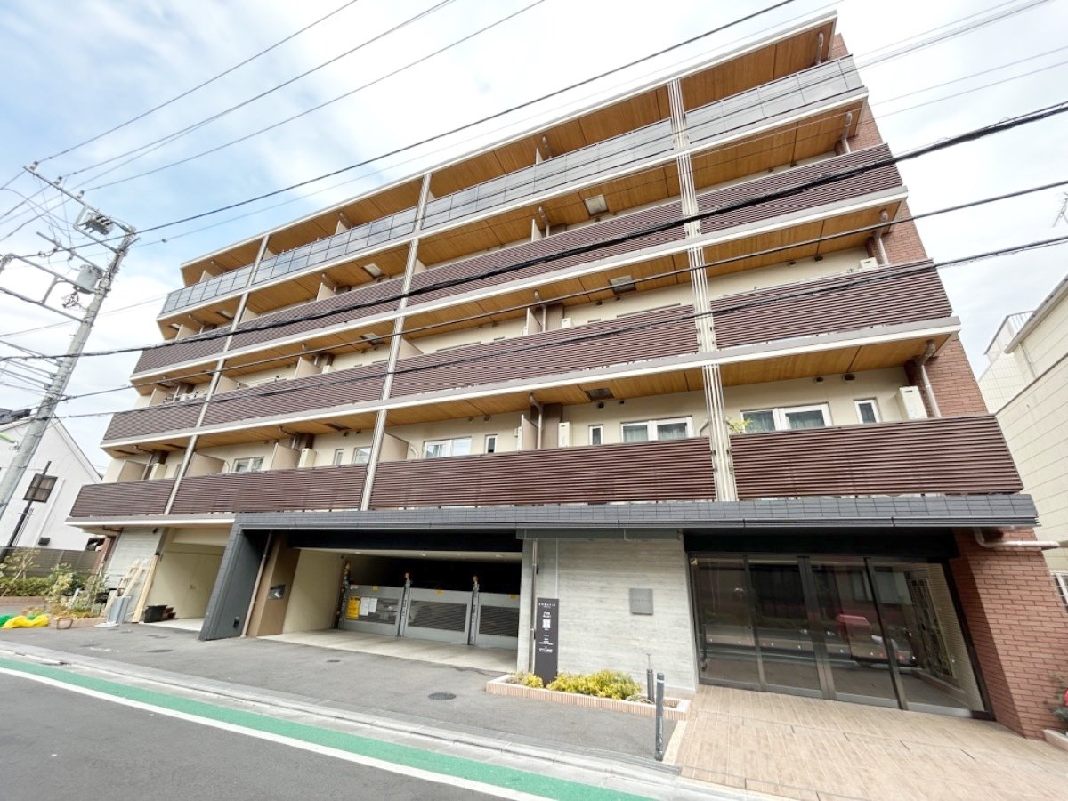 お部屋探しは株式会社 タウンハウジング までお気軽にお問合せ下さい。
クレジットカード決済・首都圏を中心直営143店舗 仲介件数全国2位の豊富な実績!諸費用・審査等・何でもご相談下さい。