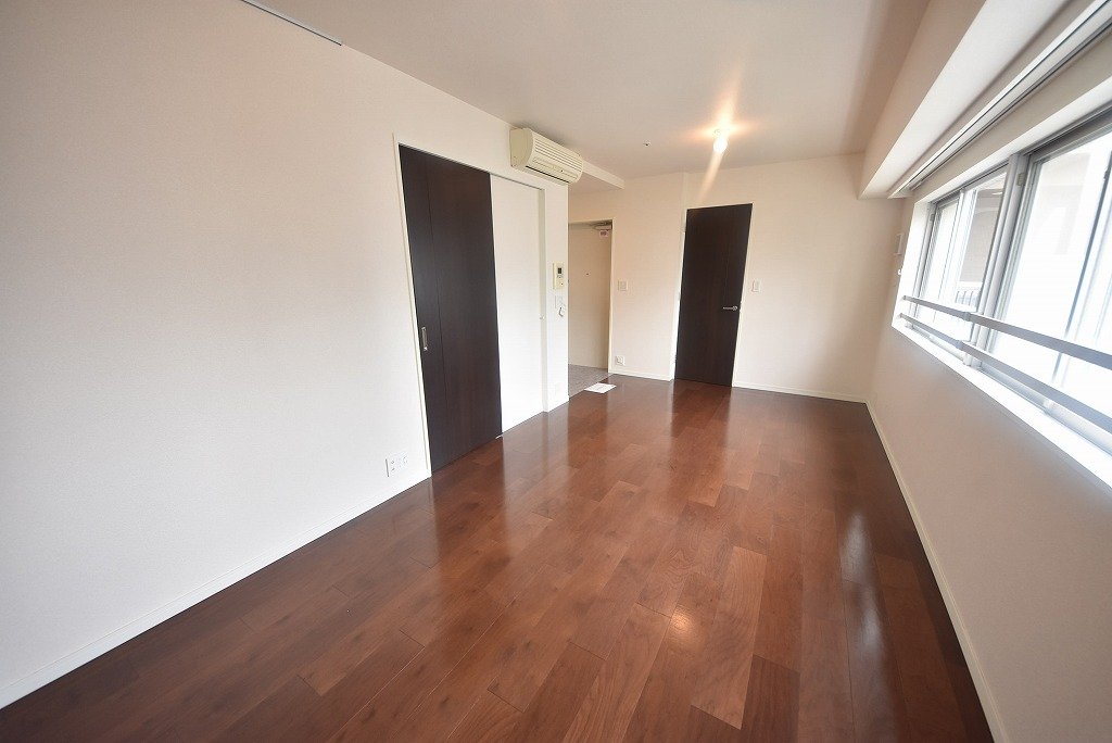 お部屋探しは株式会社 タウンハウジング までお気軽にお問合せ下さい。
クレジットカード決済・首都圏を中心直営143店舗 仲介件数全国2位の豊富な実績!諸費用・審査等・何でもご相談下さい。