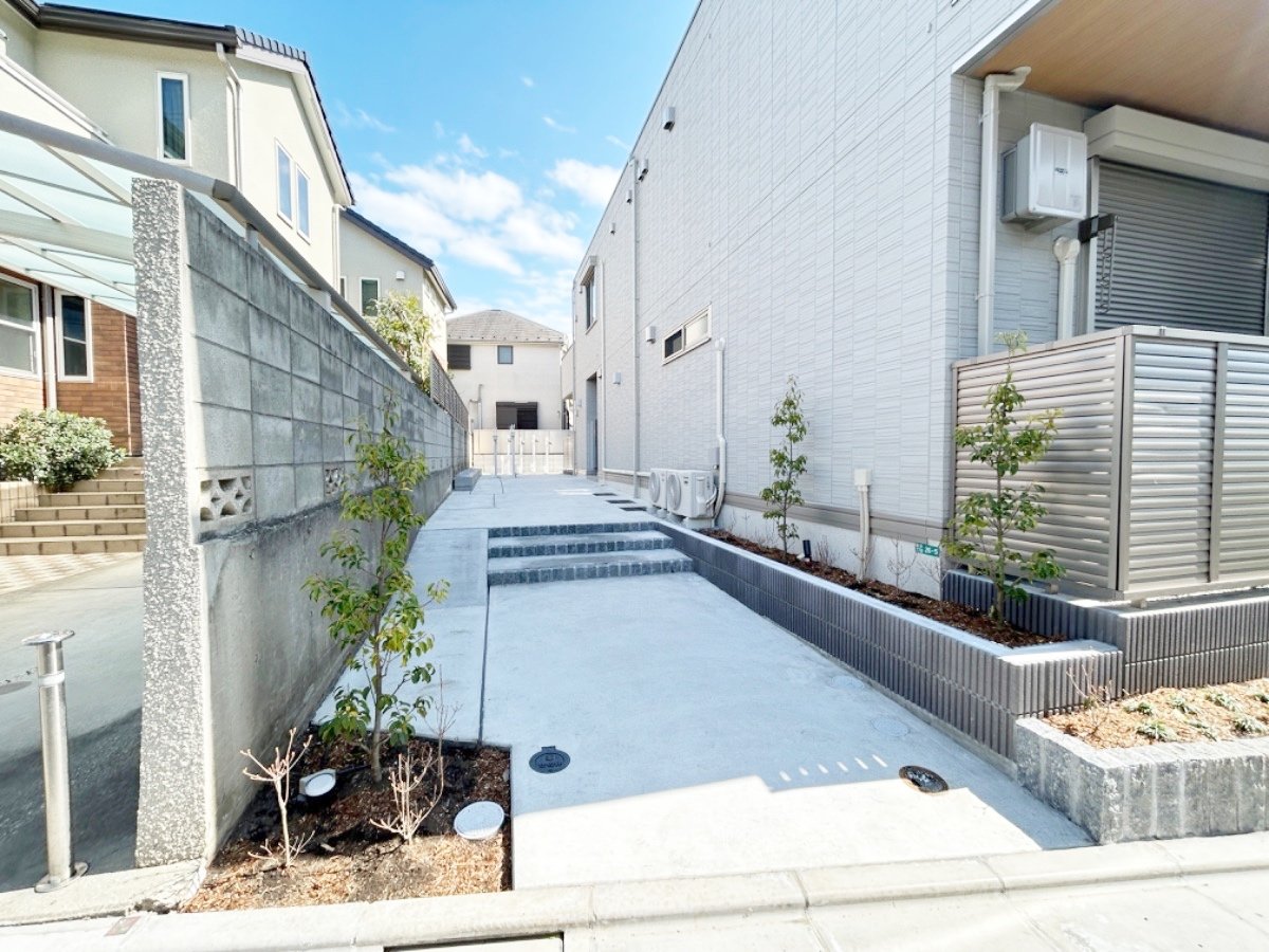 部屋探しは株式会社 タウンハウジング までお気軽にお問合せ下さい。
クレジットカード決済・首都圏を中心直営143店舗 仲介件数全国2位の豊富な実績!諸費用・審査等・何でもご相談下さい。