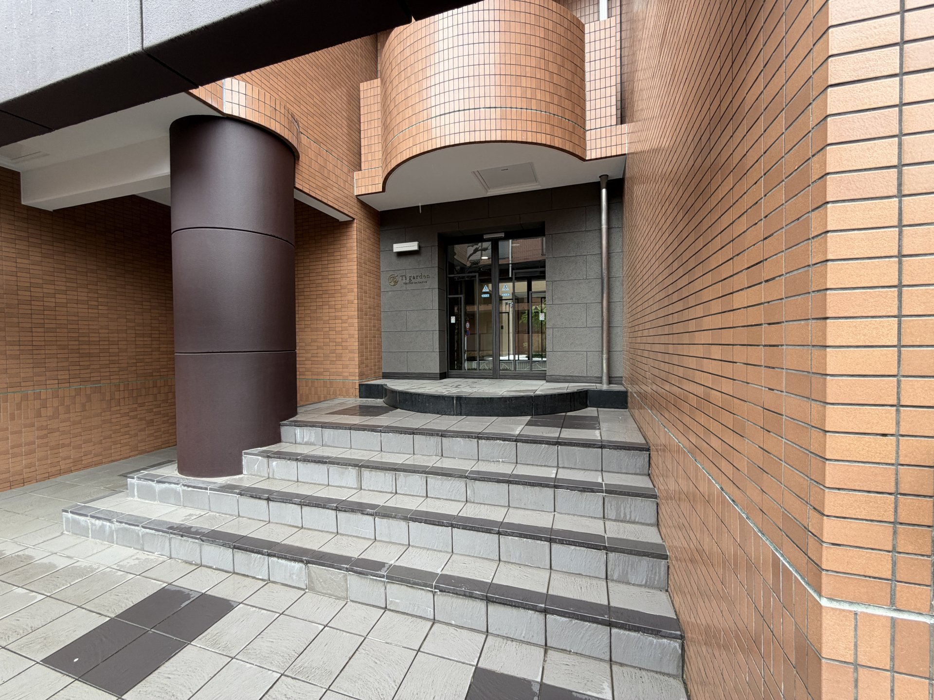 部屋探しは株式会社 タウンハウジング までお気軽にお問合せ下さい。
クレジットカード決済・首都圏を中心直営143店舗 仲介件数全国2位の豊富な実績!諸費用・審査等・何でもご相談下さい。