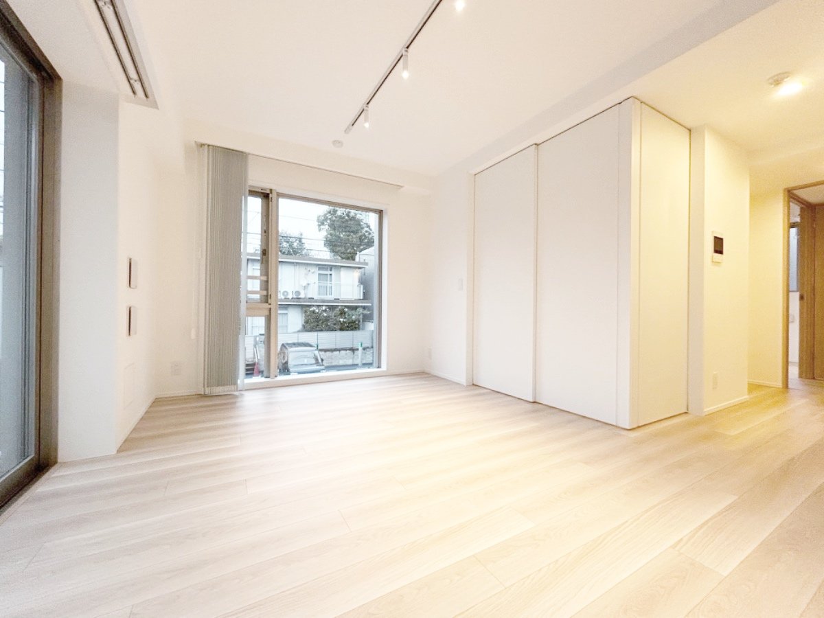 お部屋探しは株式会社 タウンハウジング までお気軽にお問合せ下さい。
クレジットカード決済・首都圏を中心直営143店舗 仲介件数全国2位の豊富な実績!諸費用・審査等・何でもご相談下さい。