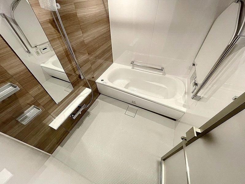 お問合せは(株)タウンハウジングレジデンス事業部 赤坂店・恵比寿店までお問合せ下さい。