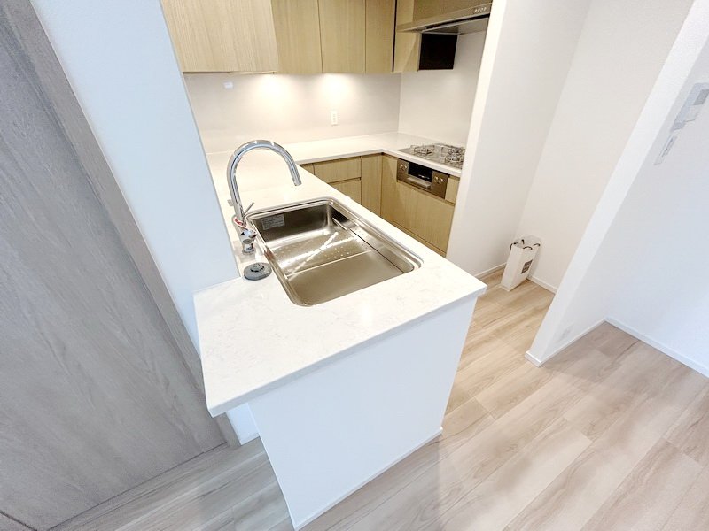 お部屋探しは株式会社 タウンハウジング までお気軽にお問合せ下さい。
クレジットカード決済・首都圏を中心直営143店舗 仲介件数全国2位の豊富な実績!諸費用・審査等・何でもご相談下さい。