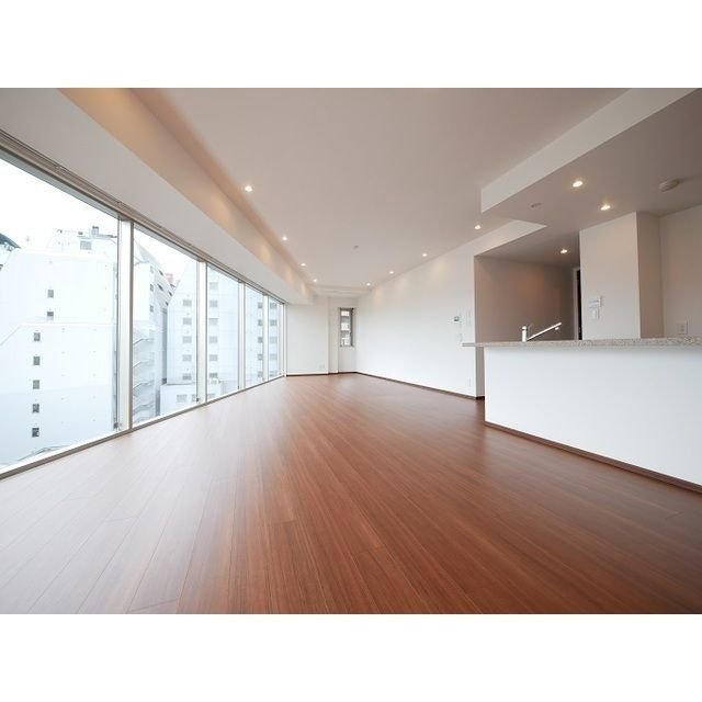 部屋探しは株式会社 タウンハウジング までお気軽にお問合せ下さい。
クレジットカード決済・首都圏を中心直営143店舗 仲介件数全国2位の豊富な実績!諸費用・審査等・何でもご相談下さい。