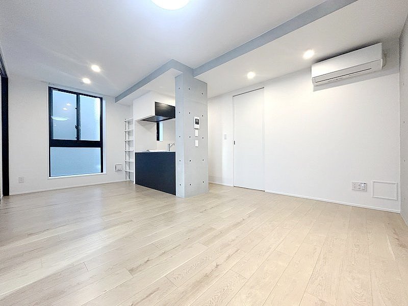 お部屋探しは株式会社 タウンハウジング までお気軽にお問合せ下さい。
クレジットカード決済・首都圏を中心直営143店舗 仲介件数全国2位の豊富な実績!諸費用・審査等・何でもご相談下さい。